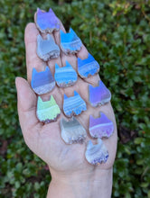 Load image into Gallery viewer, Aura Amethyst and Agate Cat Heads - Small