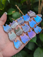 Load image into Gallery viewer, Aura Amethyst and Agate Cat Heads - Small