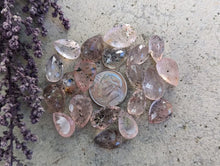Load image into Gallery viewer, Madagascan Rose Quartz Teardrop Facets