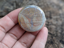 Load image into Gallery viewer, Etched Cabochon Mystery Box