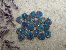 Load image into Gallery viewer, Titanium Druzy Agate Trillion Cabochons (Color Shifting) - 7mm
