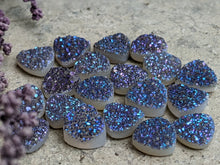 Load image into Gallery viewer, Titanium Druzy Agate Trillion Cabochons (Color Shifting) - 7mm