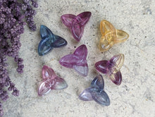 Load image into Gallery viewer, Fluorite Mini Carving - Triquetra Irish Knot
