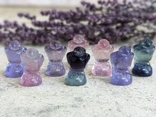 Load image into Gallery viewer, Fluorite Mini Carving - Raven
