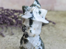 Load image into Gallery viewer, Moss Agate Kitty with Witch Hat Carving