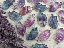 Load image into Gallery viewer, Fluorite Mini Carving - Feather