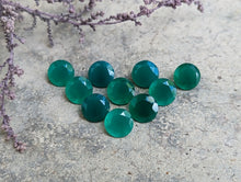 Load image into Gallery viewer, Green Onyx Round Facets - 8mm