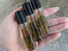 Load image into Gallery viewer, Parsley and Lime 10ml Perfume Roller