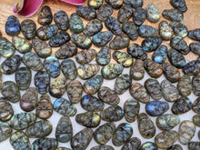 Load image into Gallery viewer, Labradorite Carved Skull Cabochons