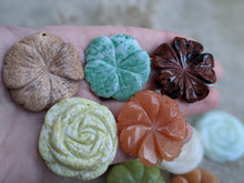 Load image into Gallery viewer, Flower Pendants - Large