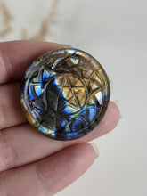 Load image into Gallery viewer, Labradorite Pentacle Cabochon