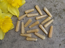 Load image into Gallery viewer, Yellow Calcite Double Terminated Points