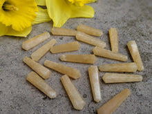 Load image into Gallery viewer, Yellow Calcite Double Terminated Points