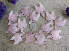 Load image into Gallery viewer, Rose Quartz Wolf Pendant