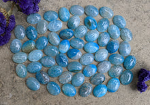 Load image into Gallery viewer, Dragon's Vein Agate Blue Oval Cabochons - 15x20