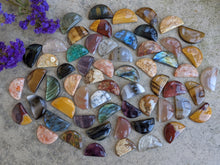 Load image into Gallery viewer, D Shape Cabochons