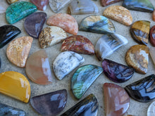 Load image into Gallery viewer, D Shape Cabochons