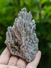 Load image into Gallery viewer, Raw Magnesium Ore