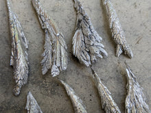 Load image into Gallery viewer, Raw Magnesium Ore Feathers