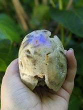 Load image into Gallery viewer, Aura Druzy Skulls