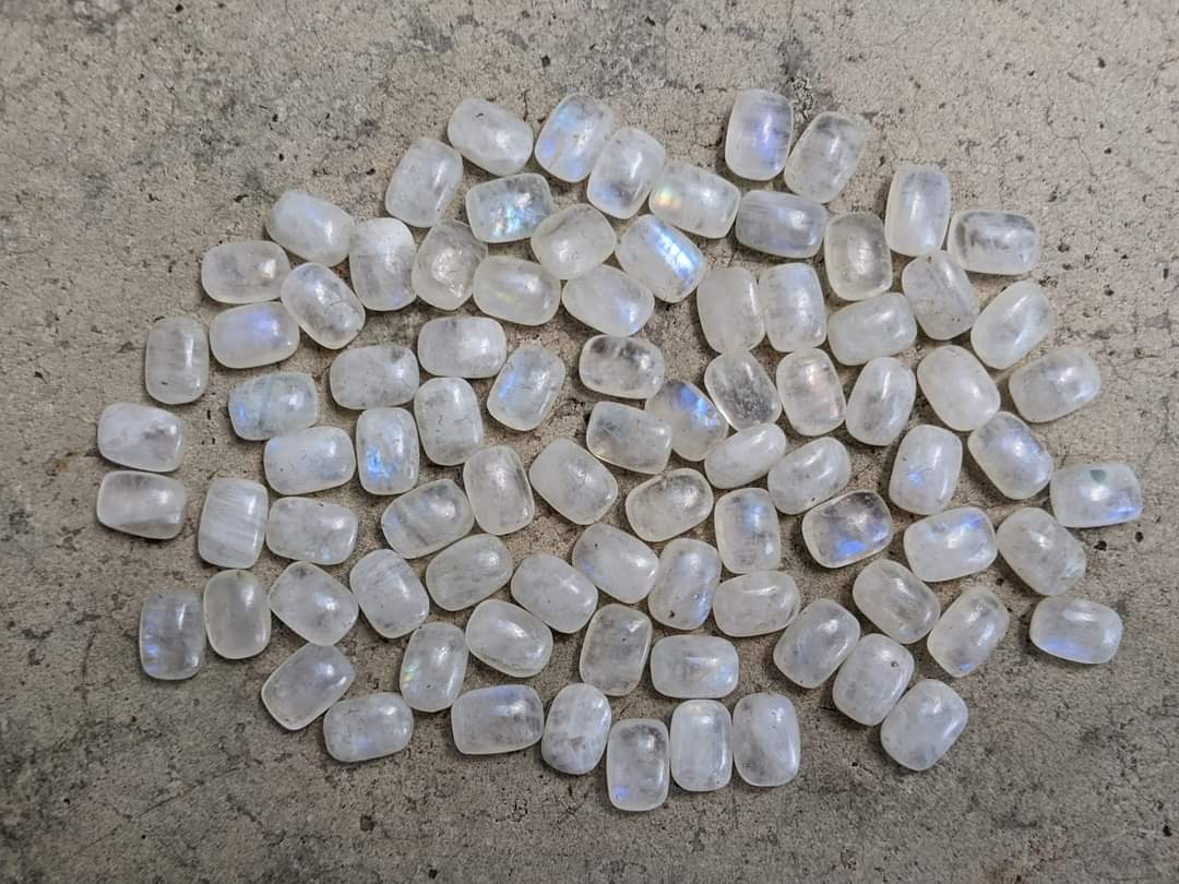 Moonstone Puffy Rectangles - 5x7mm