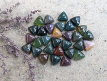 Load image into Gallery viewer, Indian Agate Trillion Cabochons - 10mm
