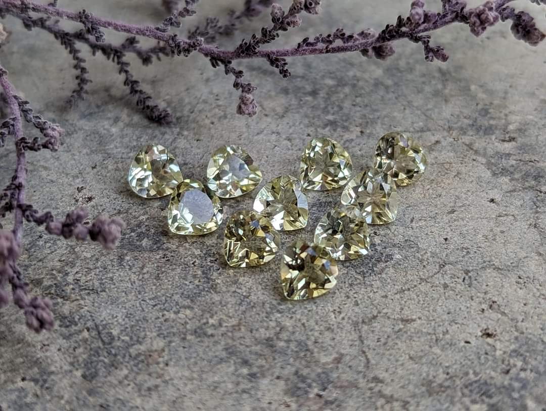 Lemon Quartz Wide Teardrop Facets - 5mm