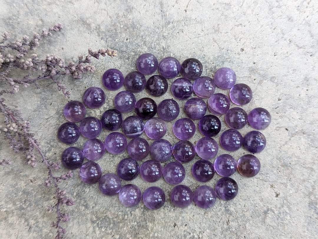 Amethyst Round Cabochons - 8mm