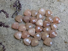 Load image into Gallery viewer, Peach Moonstone Rose Cut Trillions - 7mm
