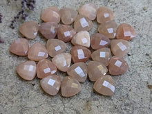 Load image into Gallery viewer, Peach Moonstone Rose Cut Trillions - 7mm
