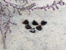 Load image into Gallery viewer, Shungite Teardrop Facets - 5x7mm
