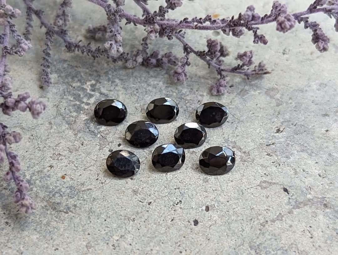 Shungite Oval Facets - 4x5mm