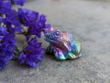 Load image into Gallery viewer, Bismuth Frog
