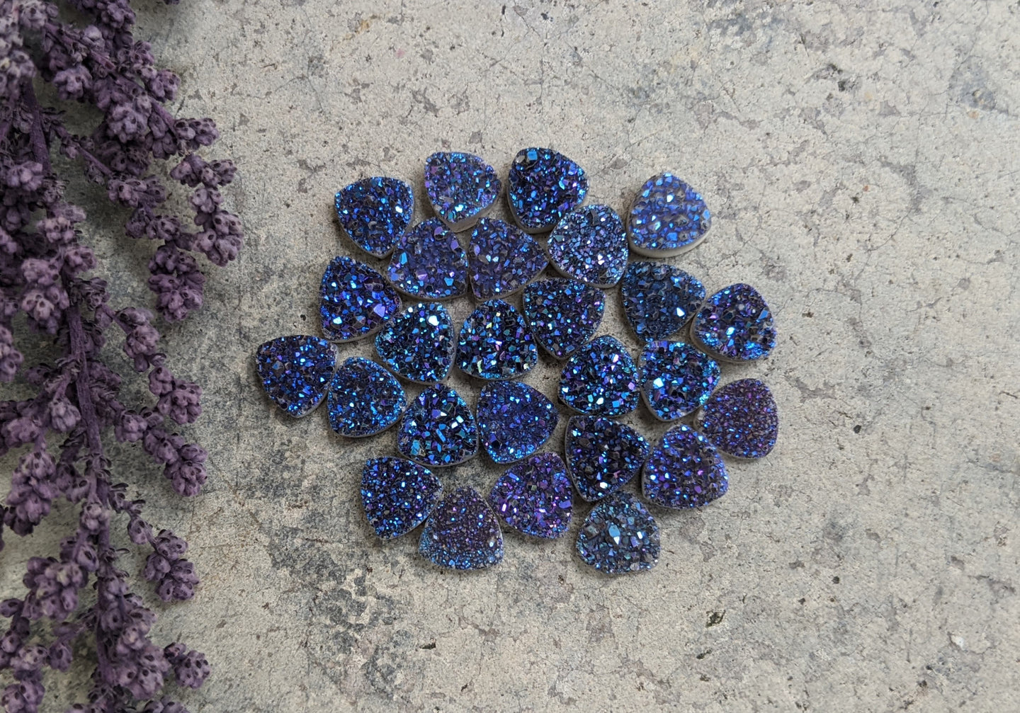 Titanium Druzy Agate Trillion Cabochons (Dark Blue / Purple) - 7mm