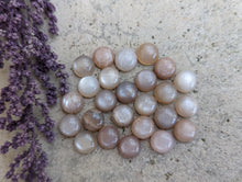 Load image into Gallery viewer, Cream Moonstone Round Cabochons - 9mm
