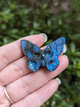 Load image into Gallery viewer, Labradorite Death Head Moth Carving
