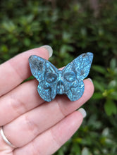 Load image into Gallery viewer, Labradorite Death Head Moth Carving
