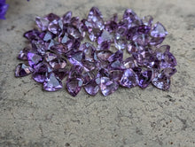 Load image into Gallery viewer, Amethyst Trillion Facets - 6mm
