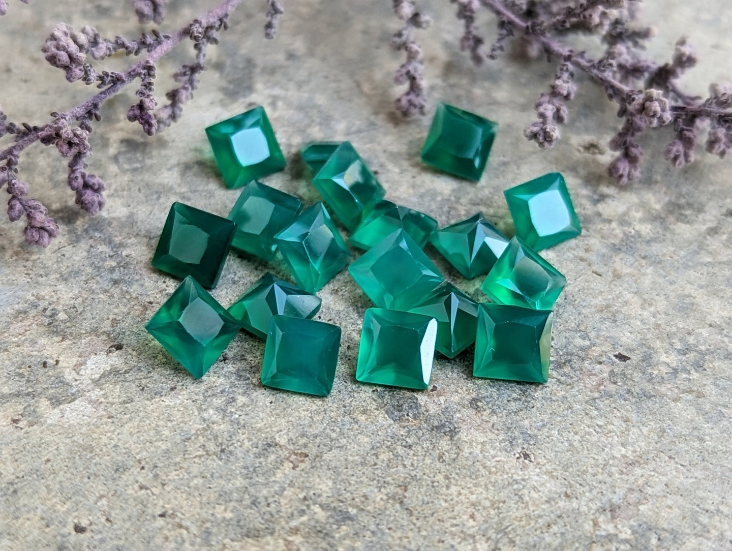 Green Onyx Square Facets - 6mm