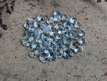 Load image into Gallery viewer, Sky Blue Topaz Round Facets - 4mm
