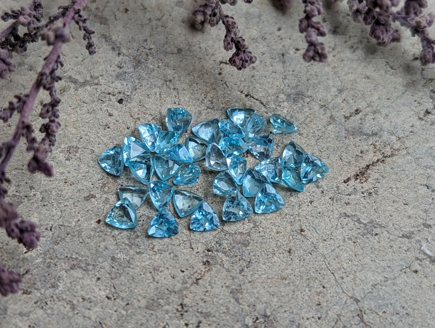 Apatite Trillion Facets - 3mm