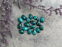 Load image into Gallery viewer, Malachite Oval Cabochons - 4x6mm
