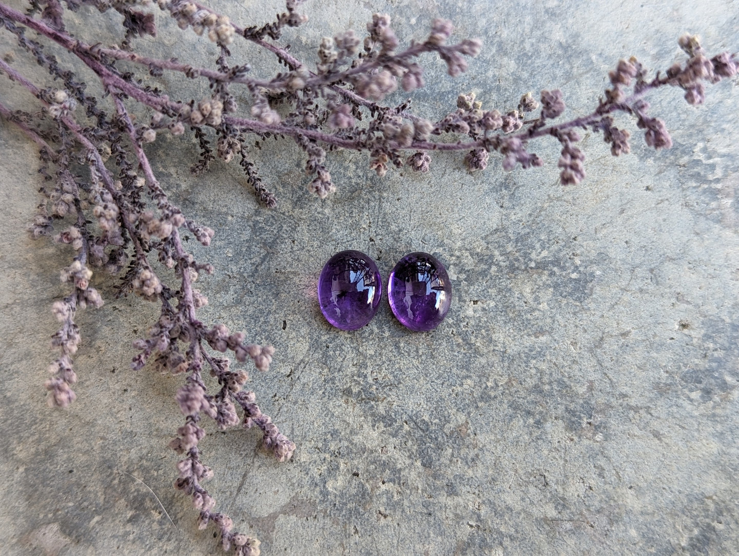 Amethyst Oval Cabochons - 8x10mm