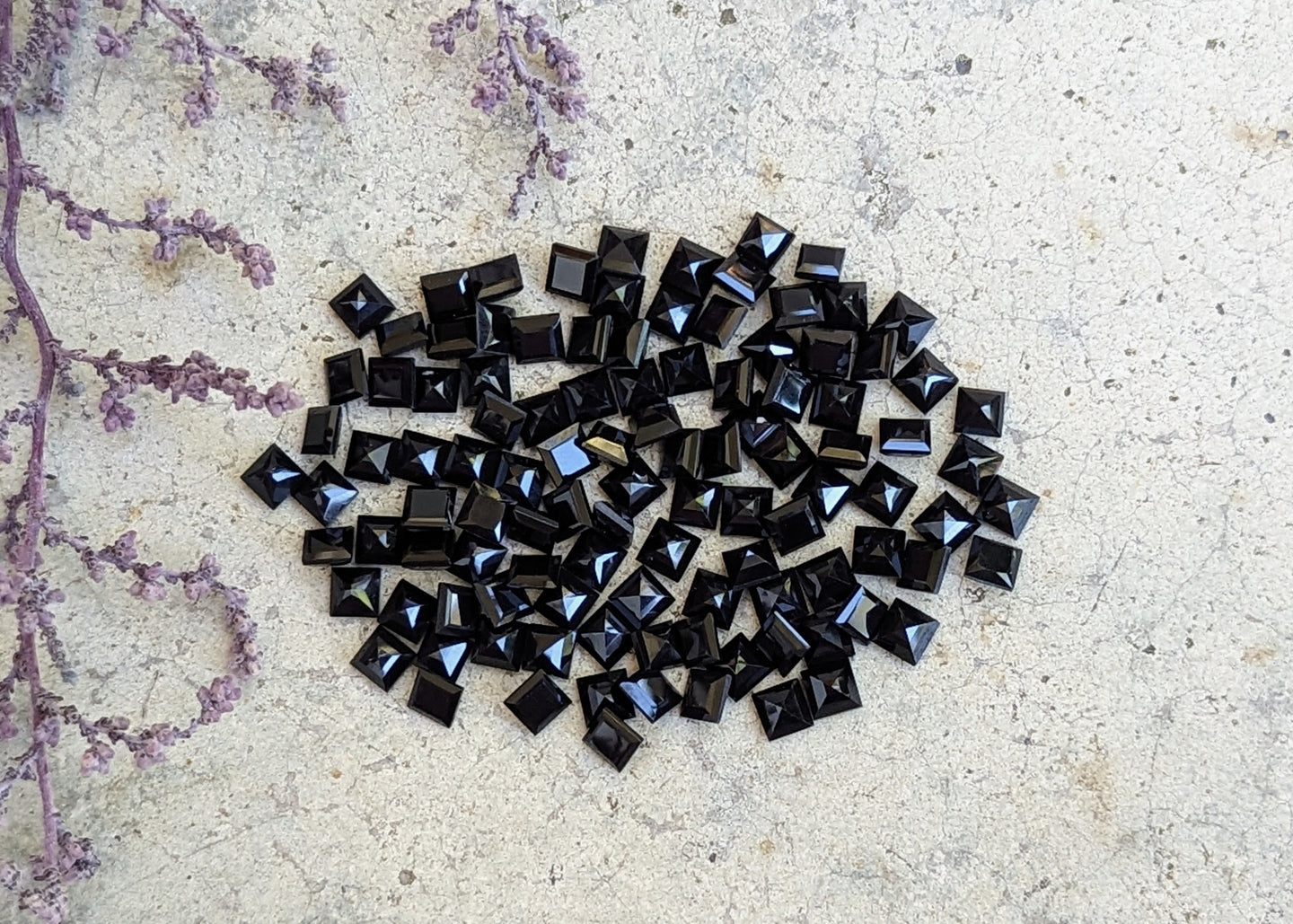 Black Onyx Square Facets - 4mm