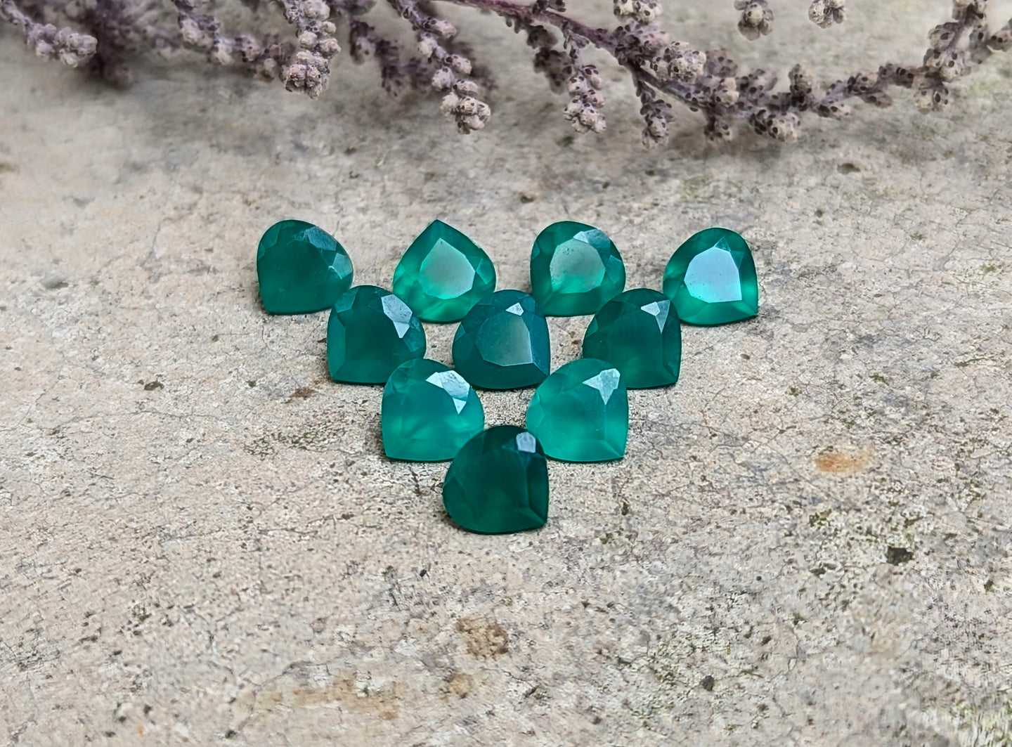 Green Onyx Wide Teardrop Facets - 6mm