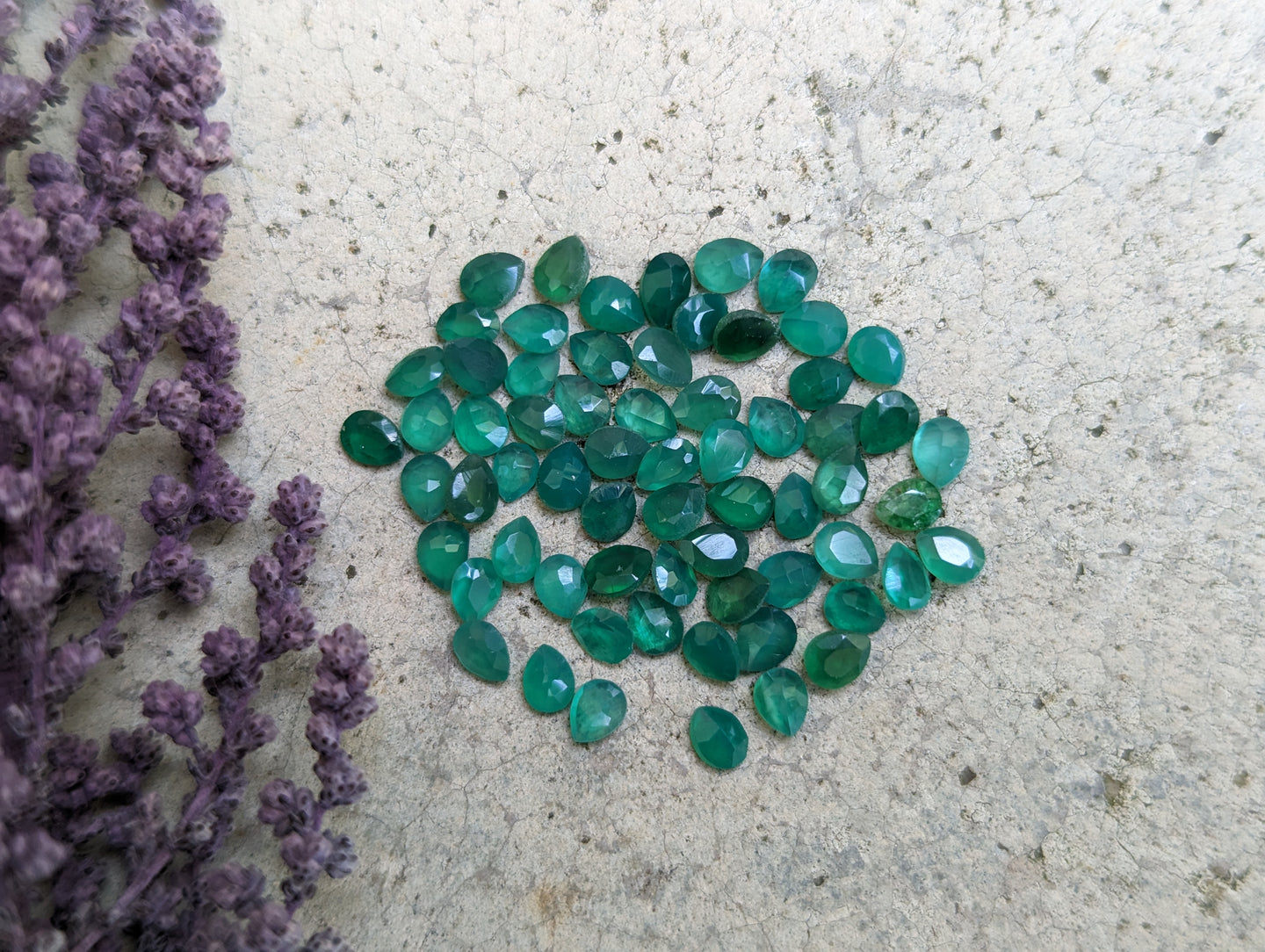 Green Onyx Teardrop Facets - 3x4mm