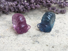 Load image into Gallery viewer, Fluorite Mini Carving - Omynite
