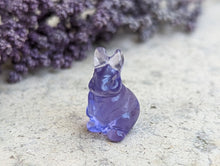 Load image into Gallery viewer, Fluorite Mini Carving - Rabbit
