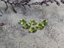 Load image into Gallery viewer, Peridot Oval Facets - 4x6mm

