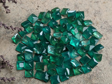 Load image into Gallery viewer, Green Onyx Square Facets - 5mm
